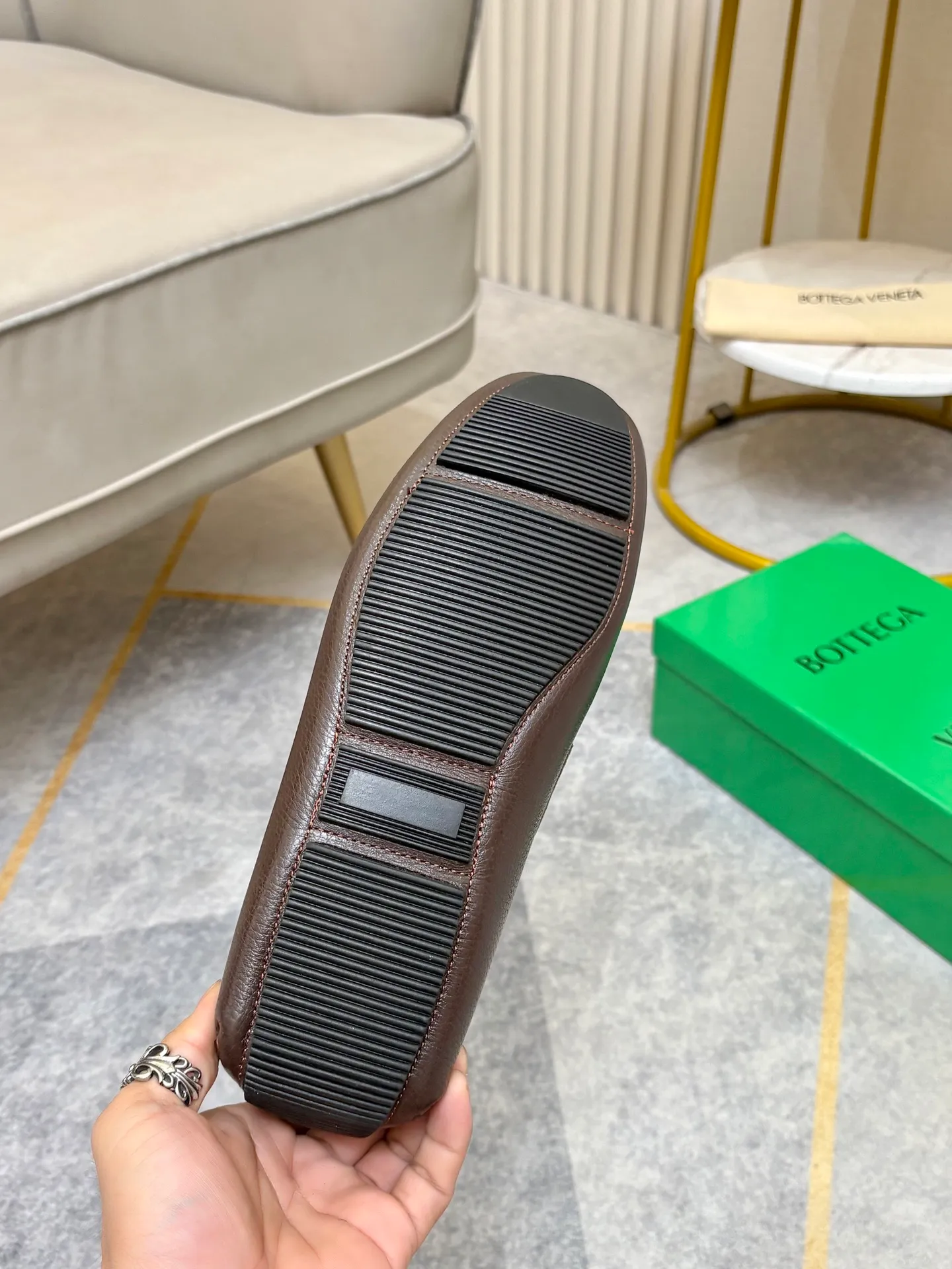 P420💰 (Niu Li + Niu Pad) [BV] The latest hot style‼ ️Casual men's shoes, uppers imported first-layer cowhide ➕Full imported cowhide lining✔️Exquisite workmanship, excellent foot feel, special rubber soles✔️, cool and fashionable, the latest fashion, fashionable outsole, hurry up.  Code number: 38-44 (can be customized to 37.45, non-refundable)